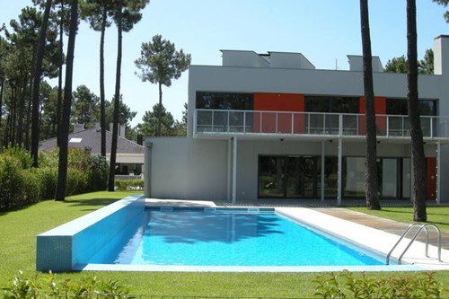Villa til 8 personer med egen pool i Charneca da Caparica.