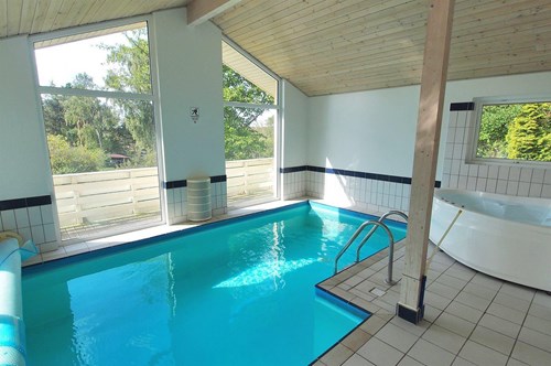 Sommerhus privat med pool - mellem 128 - Sommerhus -siden.dk