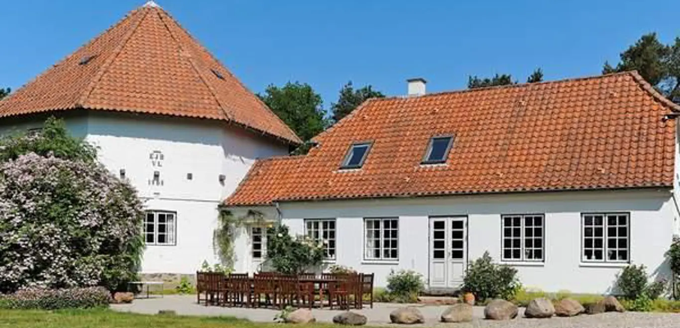 Stort sommerhus på Fyn til privat leje – Masser af plads og fuld ro
