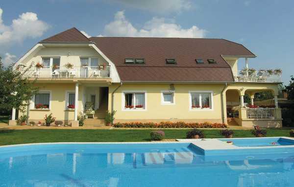 Ferielejlighed til 4 personer ved Balaton Søen